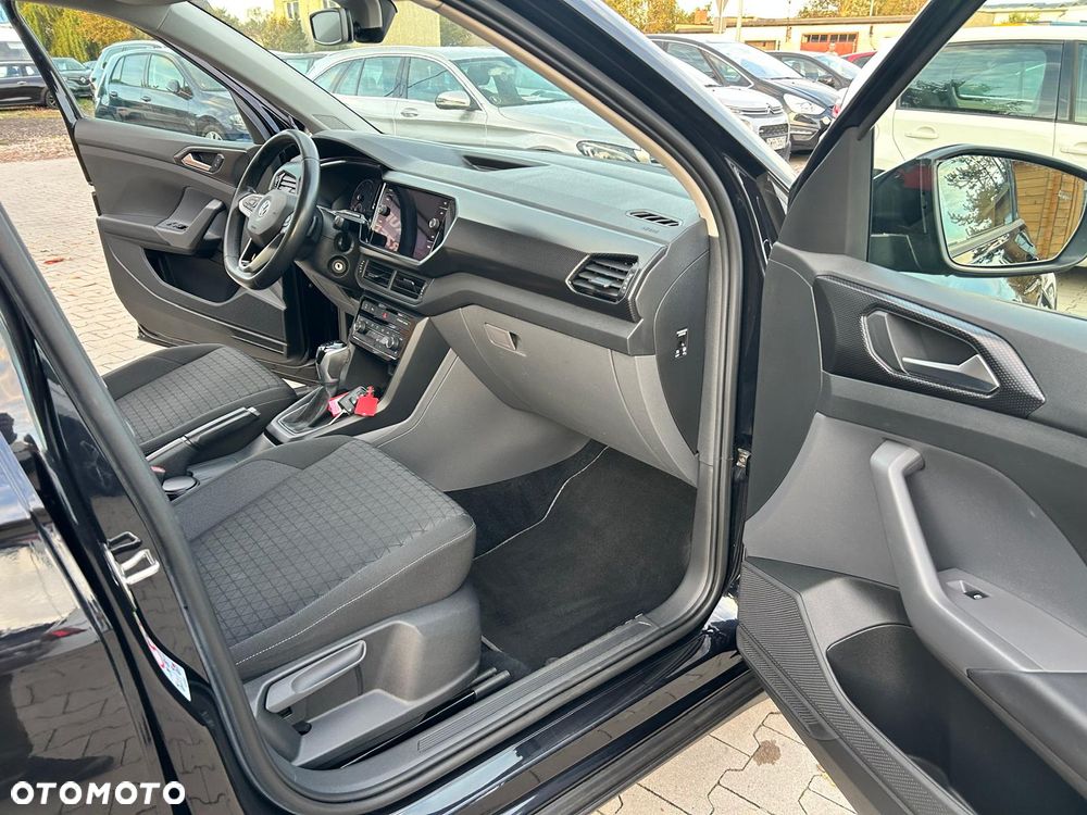 Volkswagen T-Cross - 26