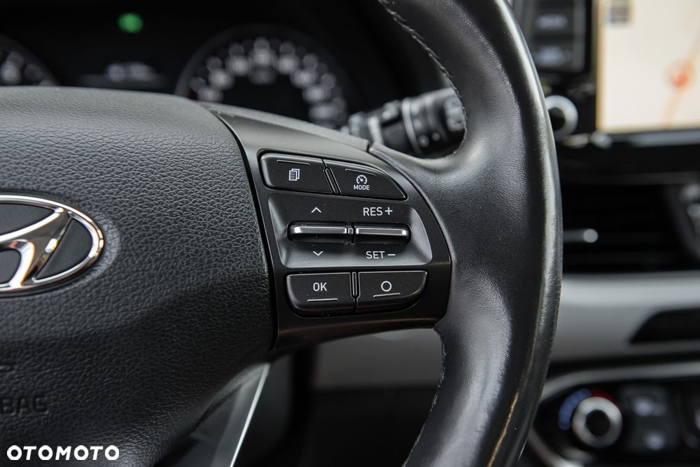 Hyundai i30 1.4 T-GDI Premiere Luxury - 18