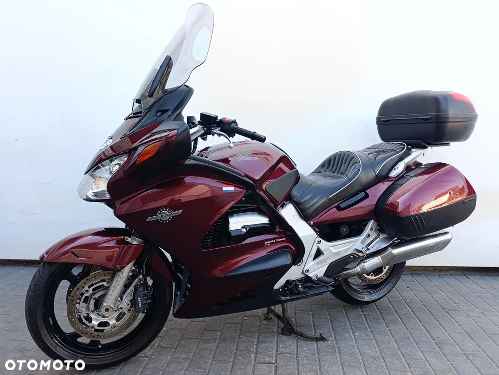 Honda ST - 3