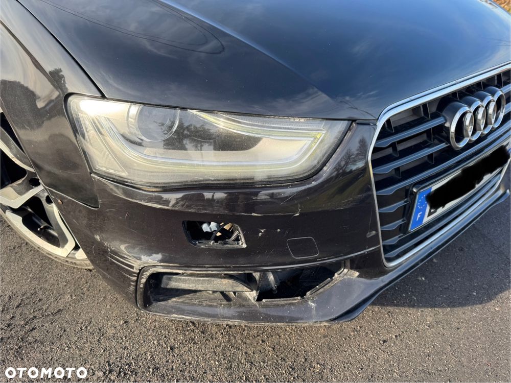 Audi A4 ver-avant-2-0-tdi-dpf-multitronic-s-line-sportpaket - 17