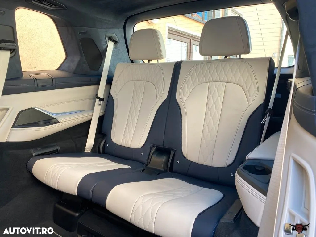 BMW X7 M50d - 34