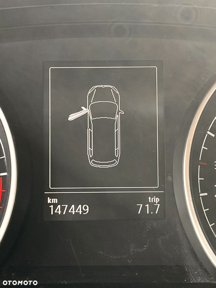 Volkswagen Golf - 12