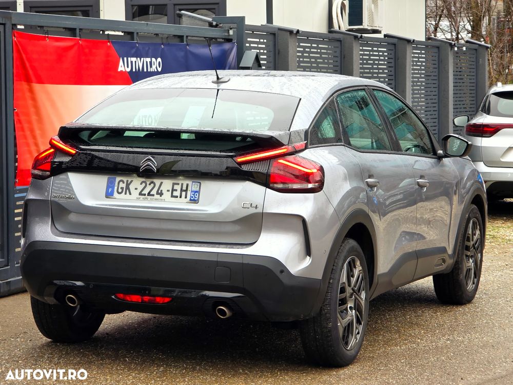 Citroën C4 PureTech 130 Stop&Start EAT8 SHINE - 4