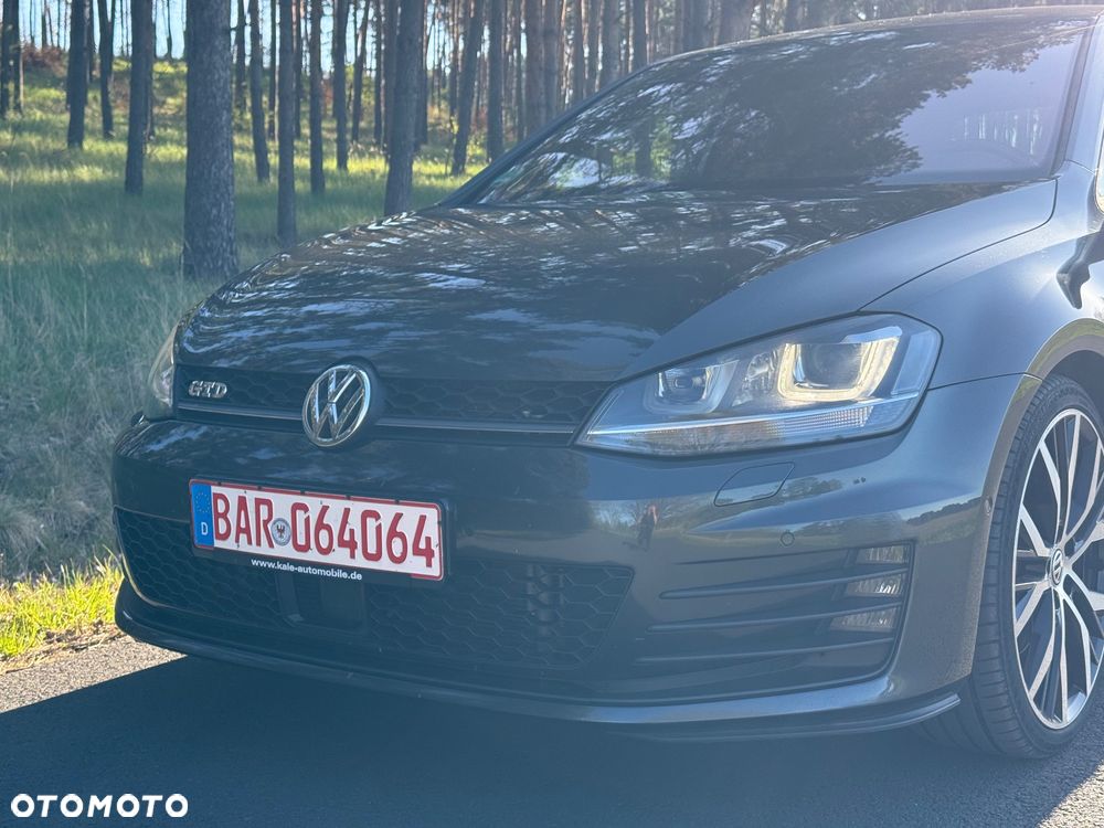 Volkswagen Golf GTD 2.0 TDI SCR DSG - 5