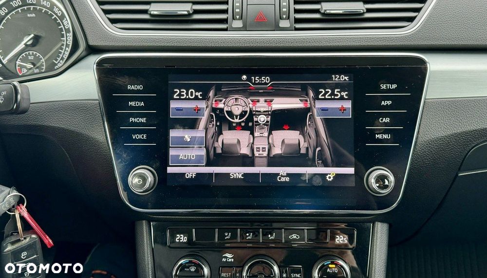 Skoda Superb 2.0 TDI SCR Ambition - 38