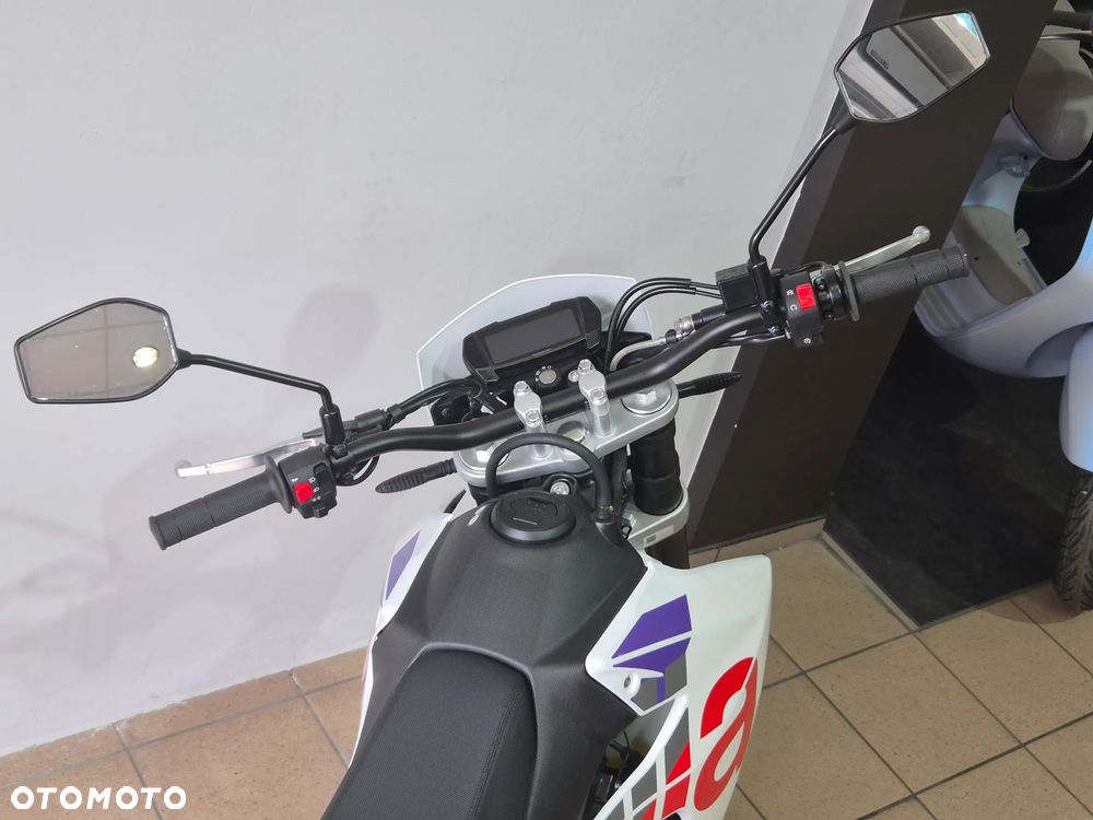Aprilia SX - 10