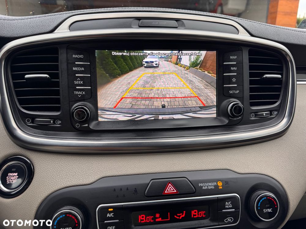 Kia Sorento 2.0 CRDI L - 21