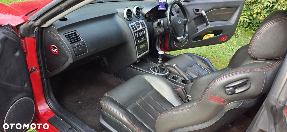 Hyundai Coupe - 8