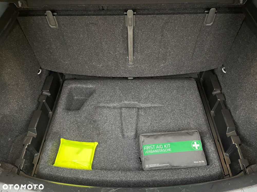 Volvo V40 D3 Summum - 35