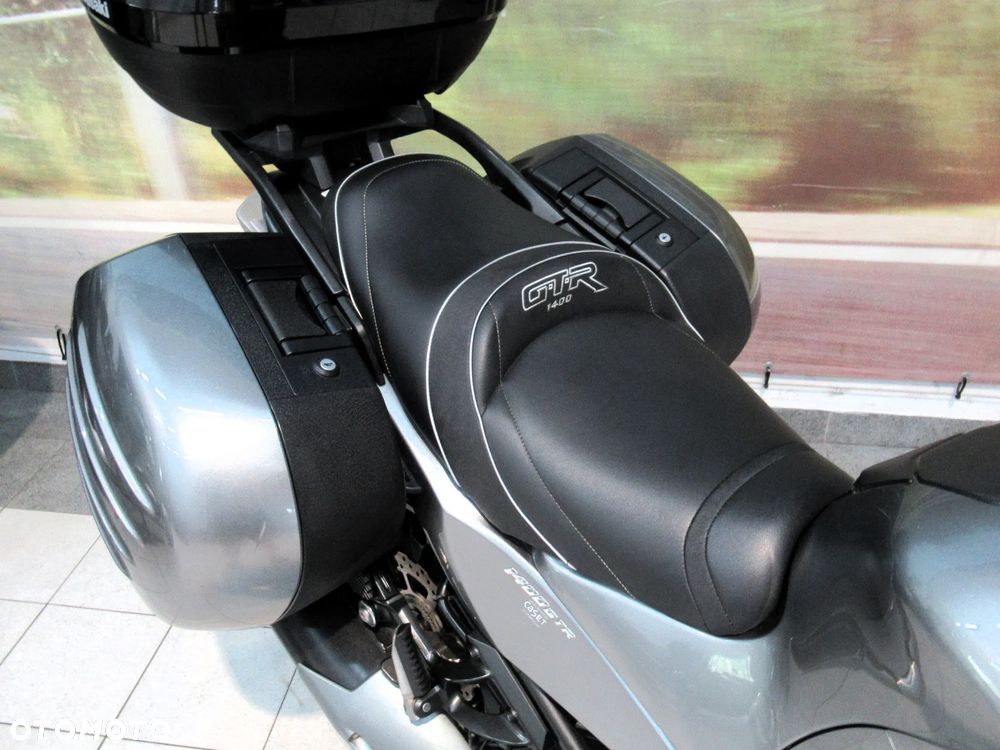 Kawasaki GTR - 19