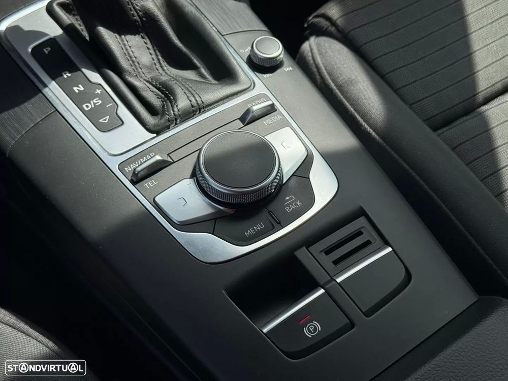 Audi A3 Sportback 1.6 TDI Sport S tronic - 31