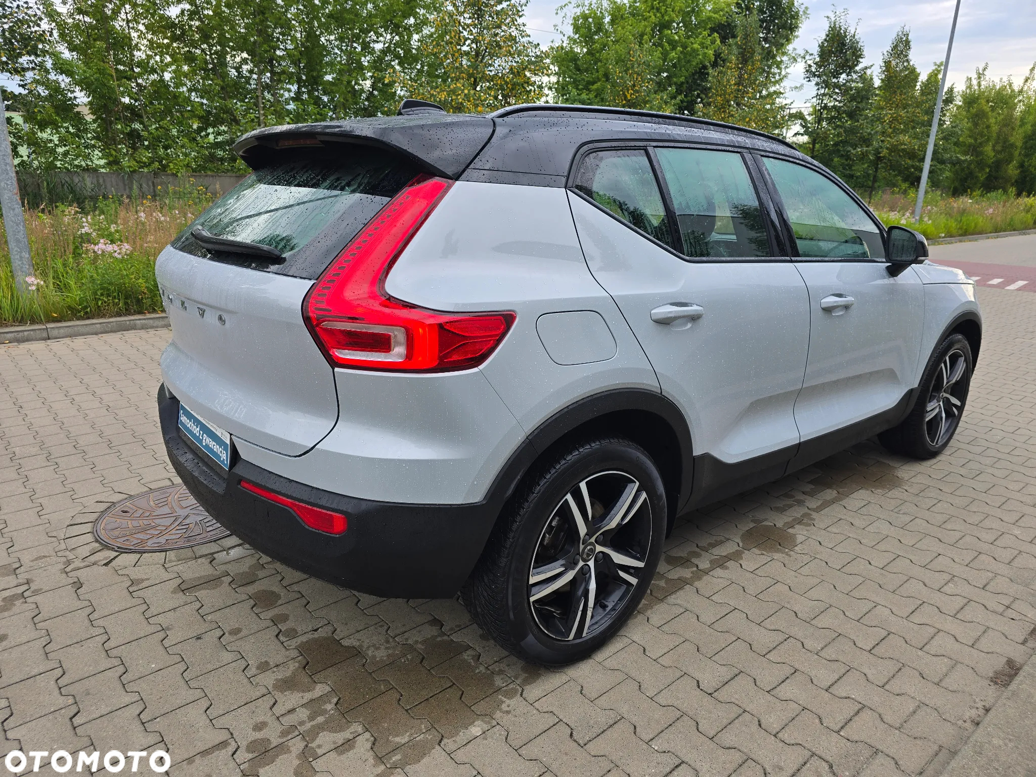 Volvo XC 40 B4 B AWD R-Design - 8