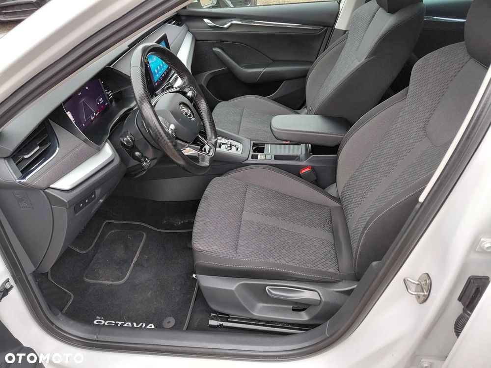 Skoda Octavia 2.0 TDI SCR Style DSG - 21
