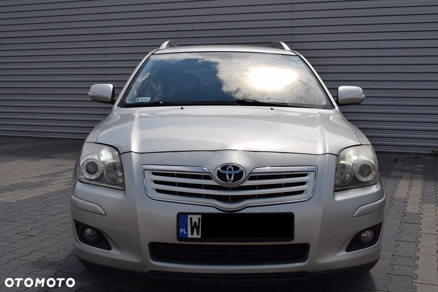 Toyota Avensis 2.0 D-4D Sol plus+NAVI - 20