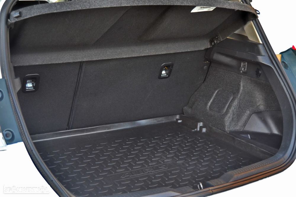 Toyota Auris 1.8 HSD Active - 15