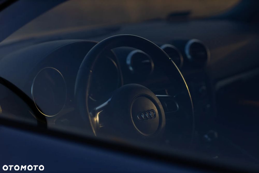 Audi TT Coupé 3.2 Quattro DSG - 27