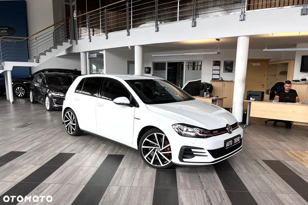 Volkswagen Golf 2.0 TSI BMT GTI Performance DSG - 2