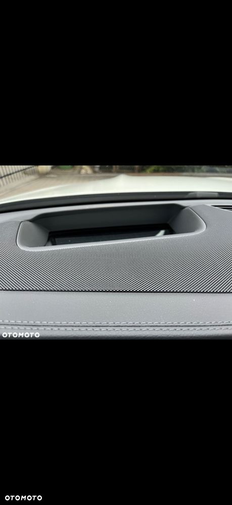 Mercedes-Benz GLS - 28