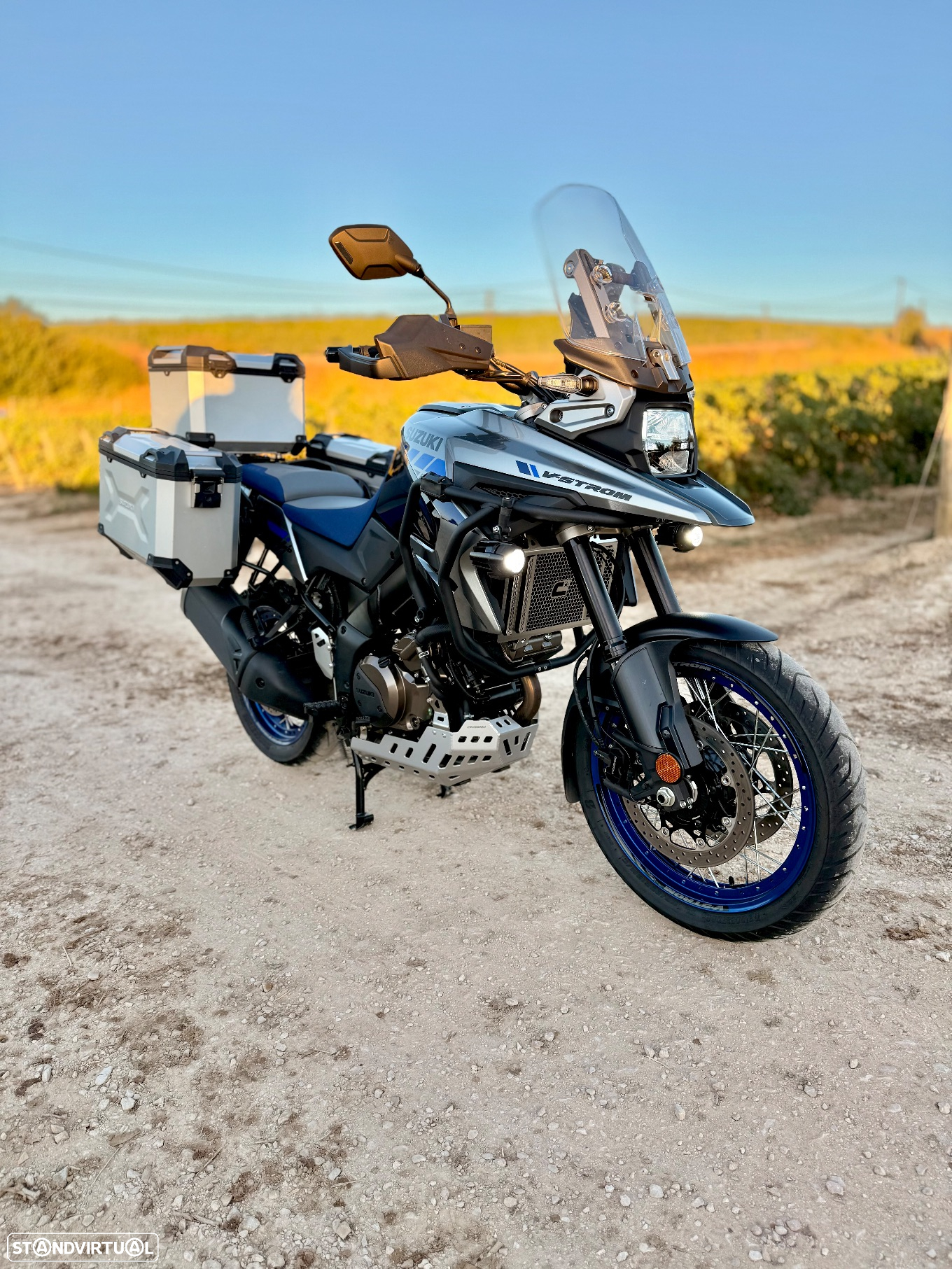 Suzuki DL V-STROM 1050 - 11