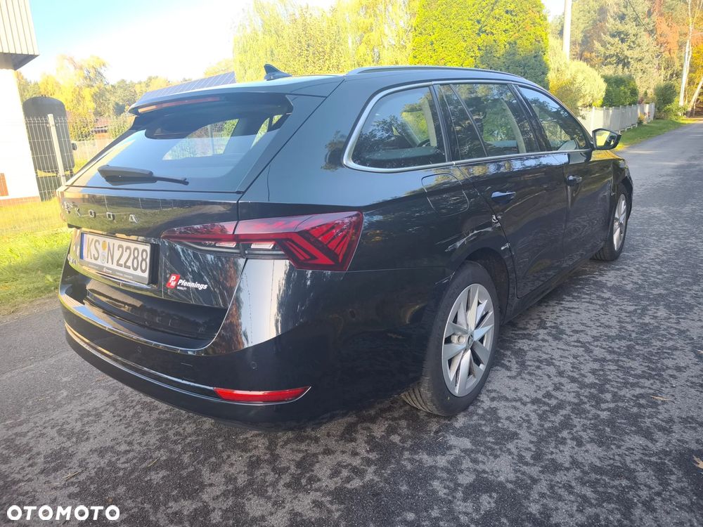 Skoda Octavia 2.0 TDI DSG Selection - 3