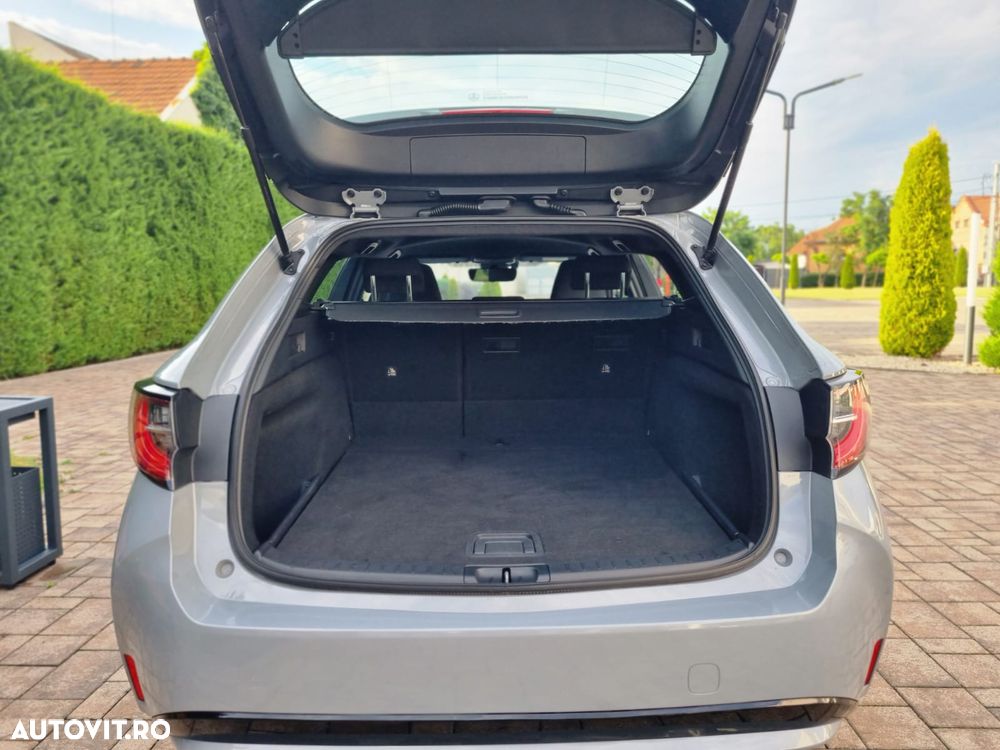 Toyota Corolla 1.8 HSD Dynamic - 14