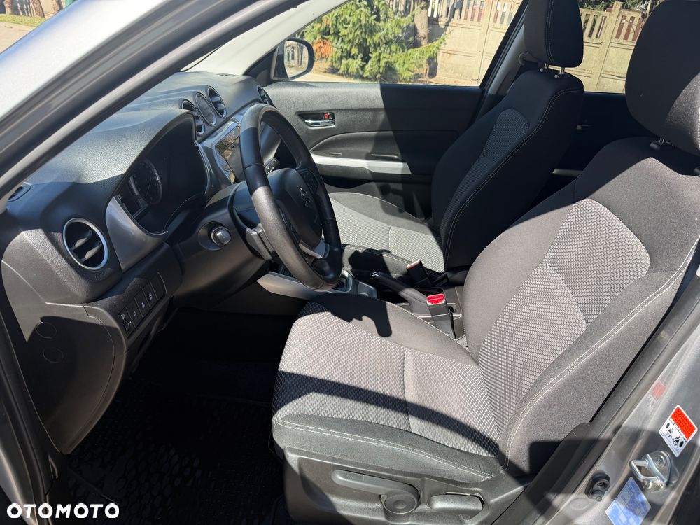 Suzuki Vitara 1.6 Comfort 2WD - 18