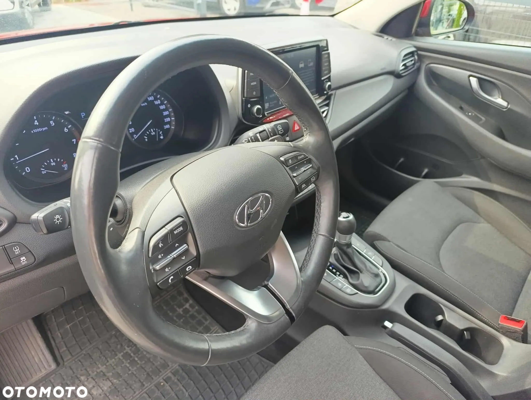 Hyundai i30 1.4 T-GDI Comfort DCT - 6