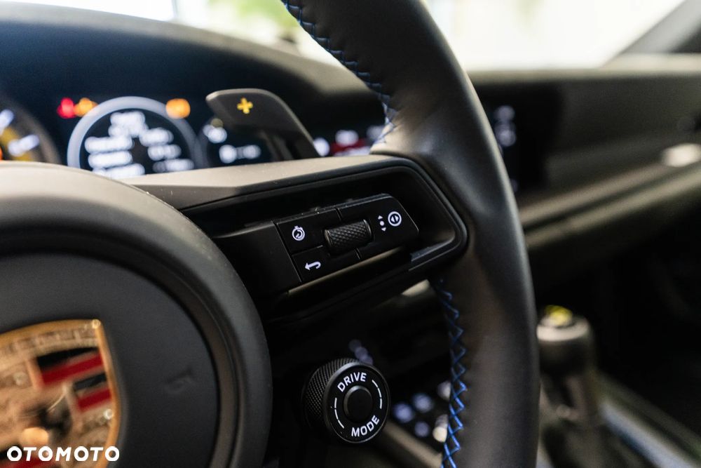Porsche 911 - 17
