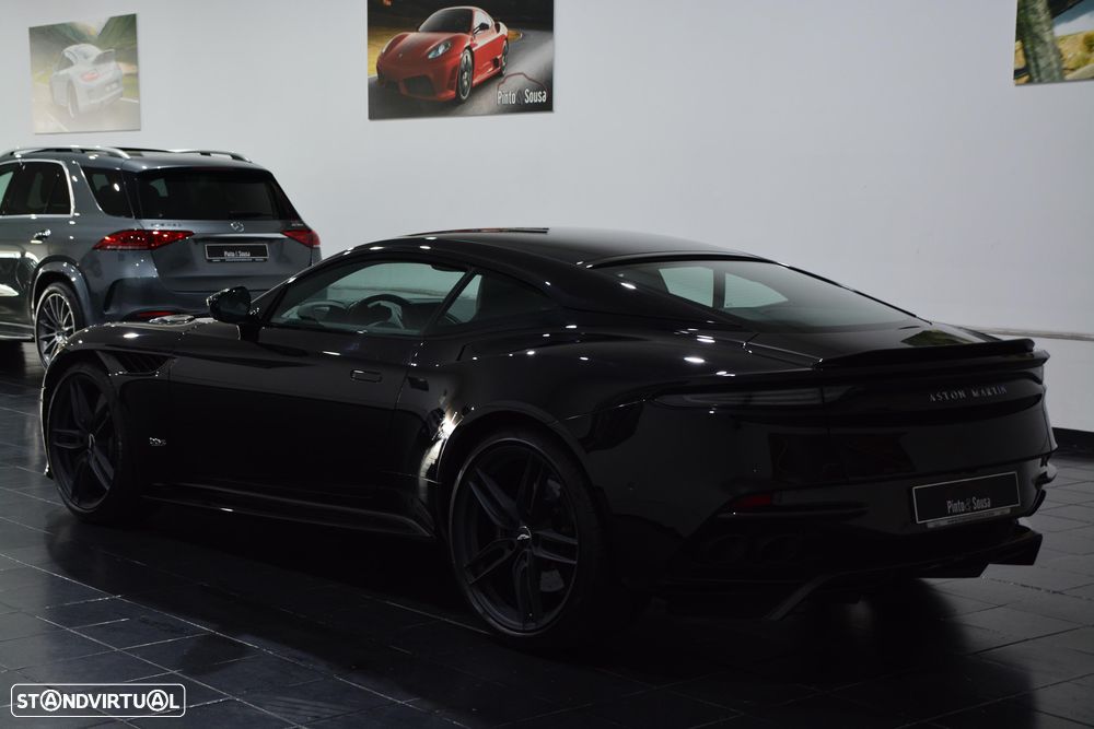 Aston Martin DBS Coupe Superleggera - 11