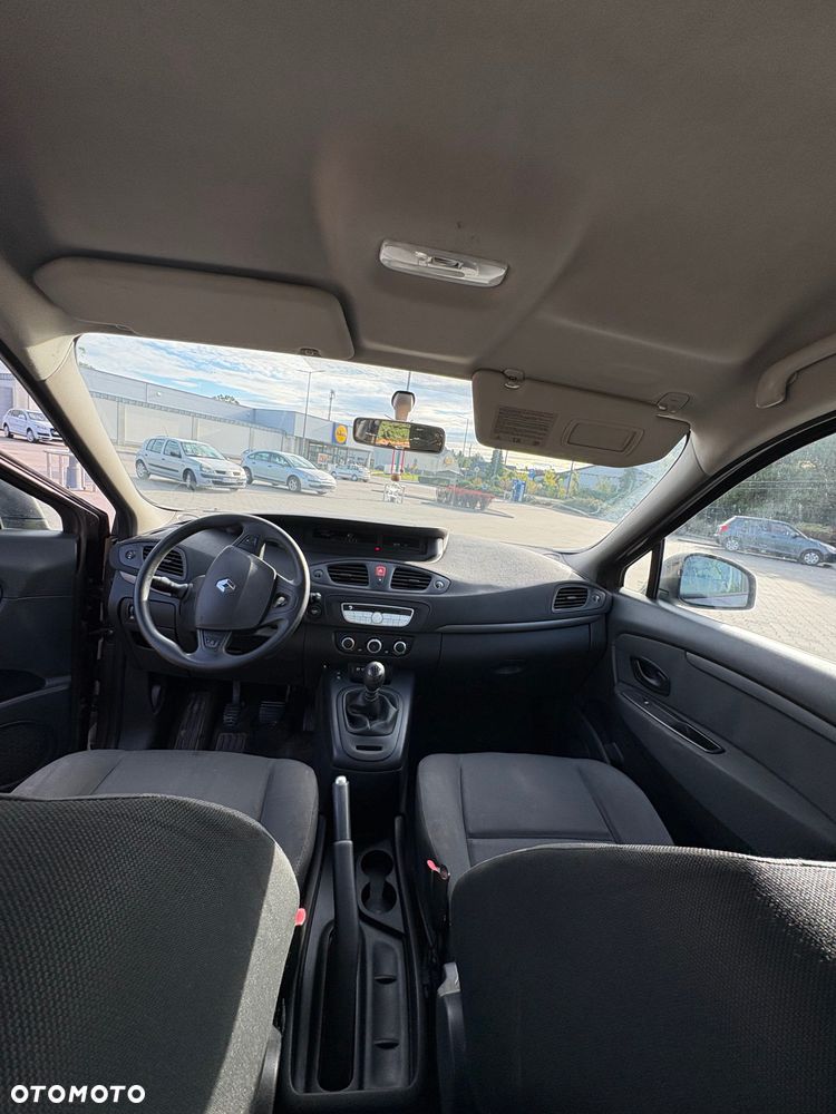 Renault Scenic - 6