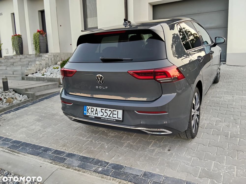 Volkswagen Golf - 4