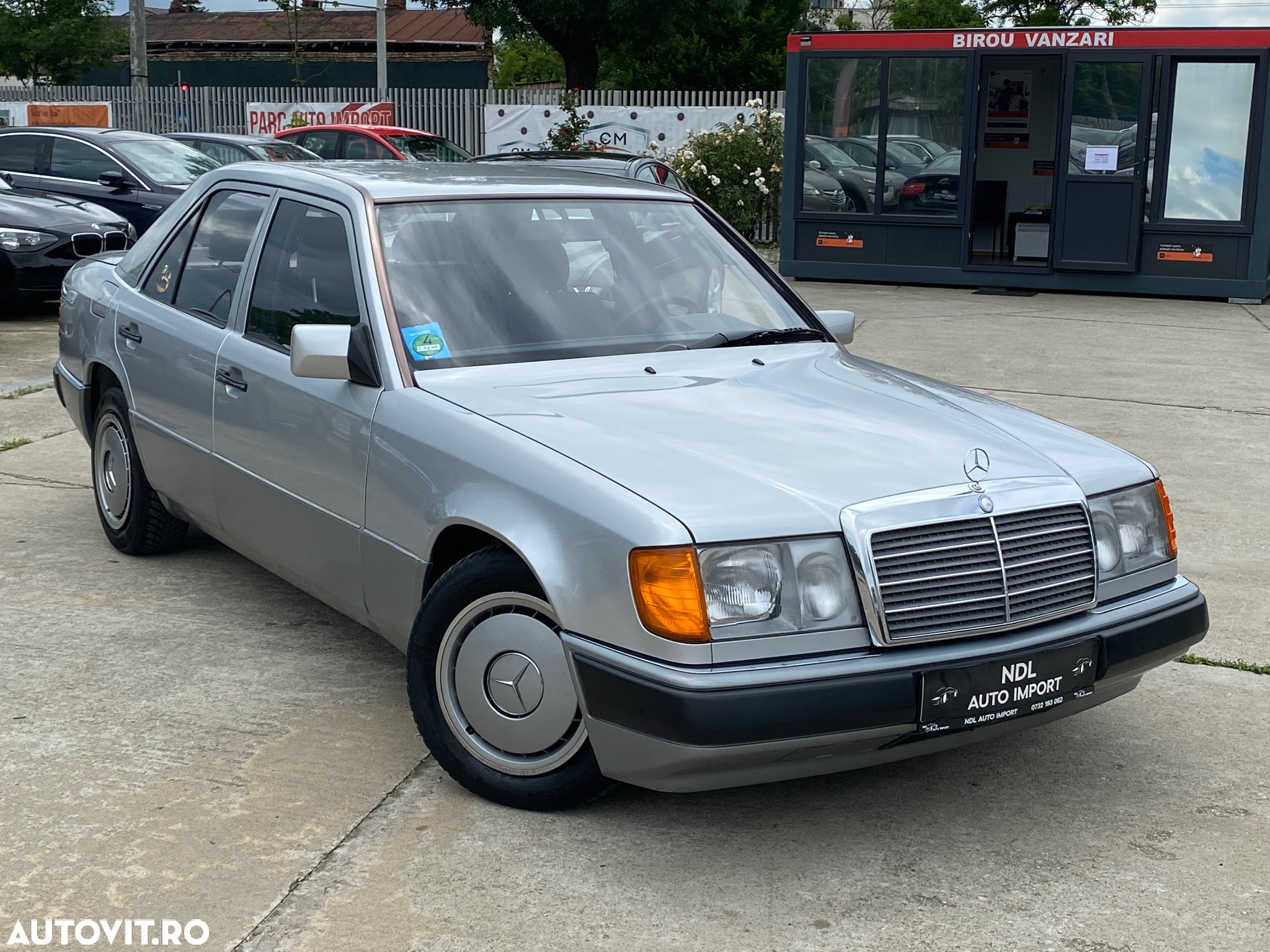 Mercedes-Benz W124 - 14