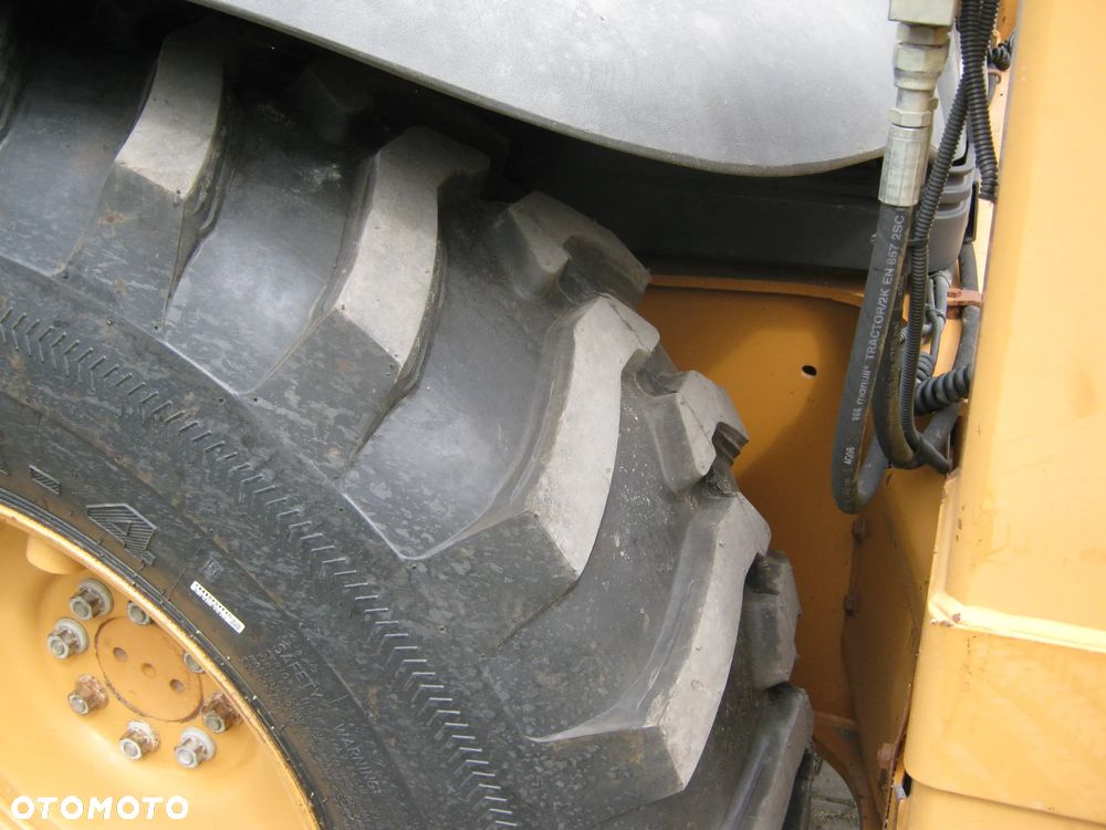 Case 580SR-4PT - 7