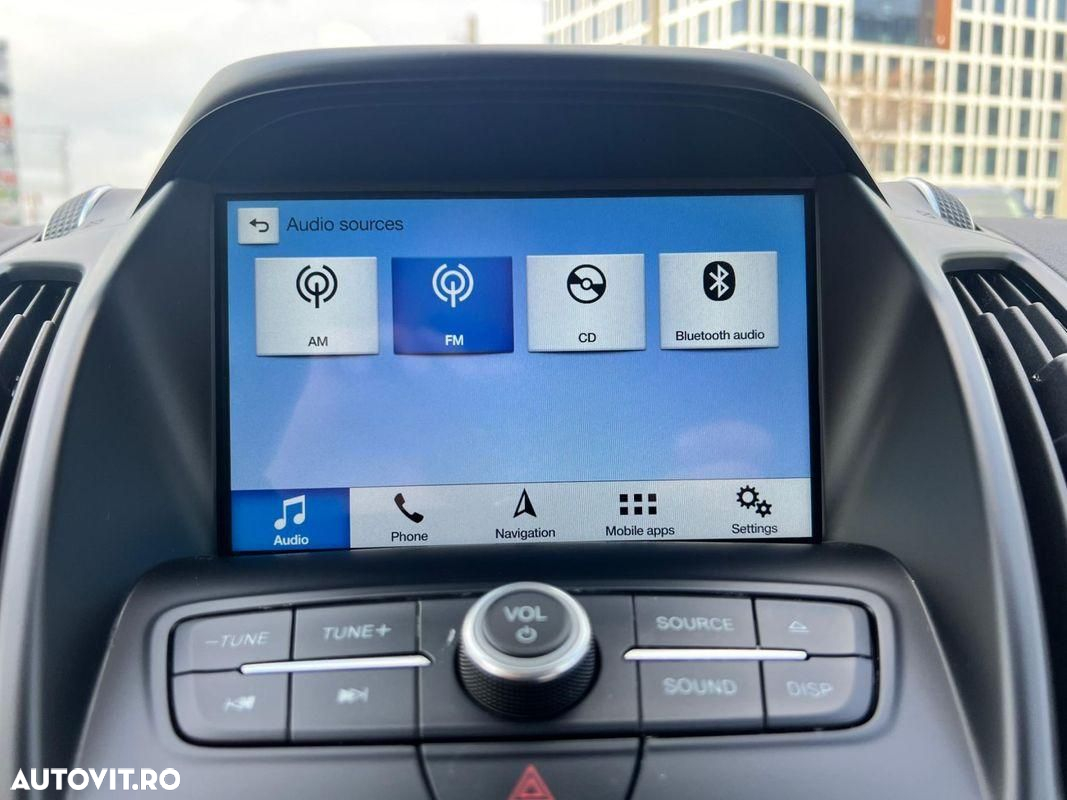 Ford Kuga - 17