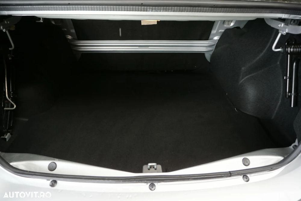 Dacia Logan 1.0 SCe Ambiance - 19