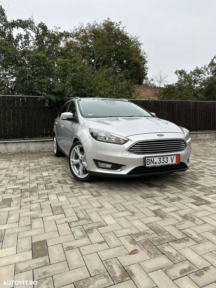 Ford Focus 2.0 EcoBlue Start-Stopp-System TITANIUM - 10