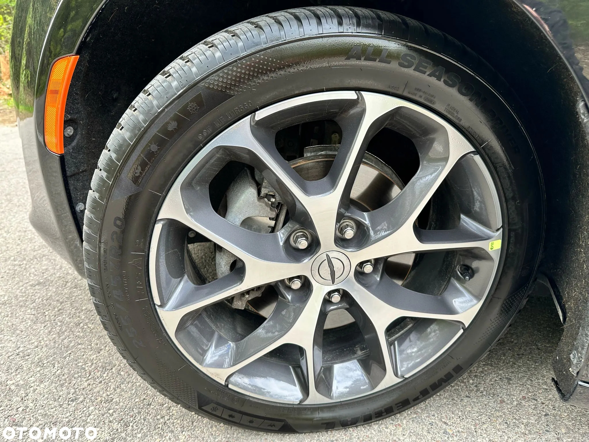 Chrysler Pacifica - 9