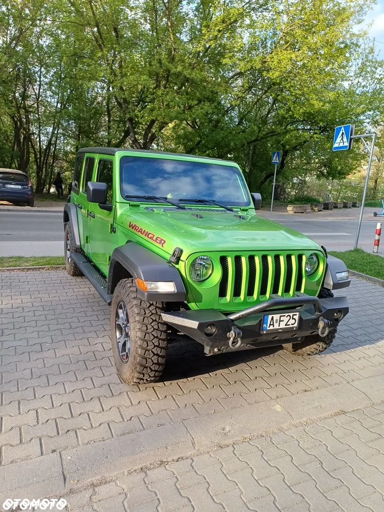 Jeep Wrangler - 4