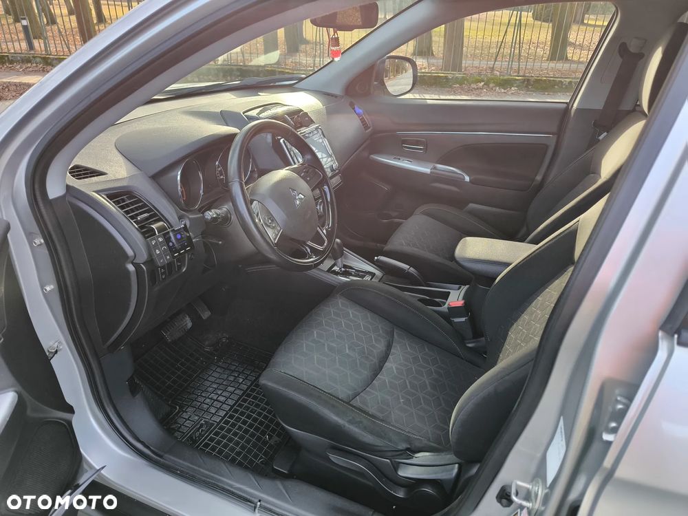 Mitsubishi ASX 2.0 4WD CVT Intro Edition+ - 10