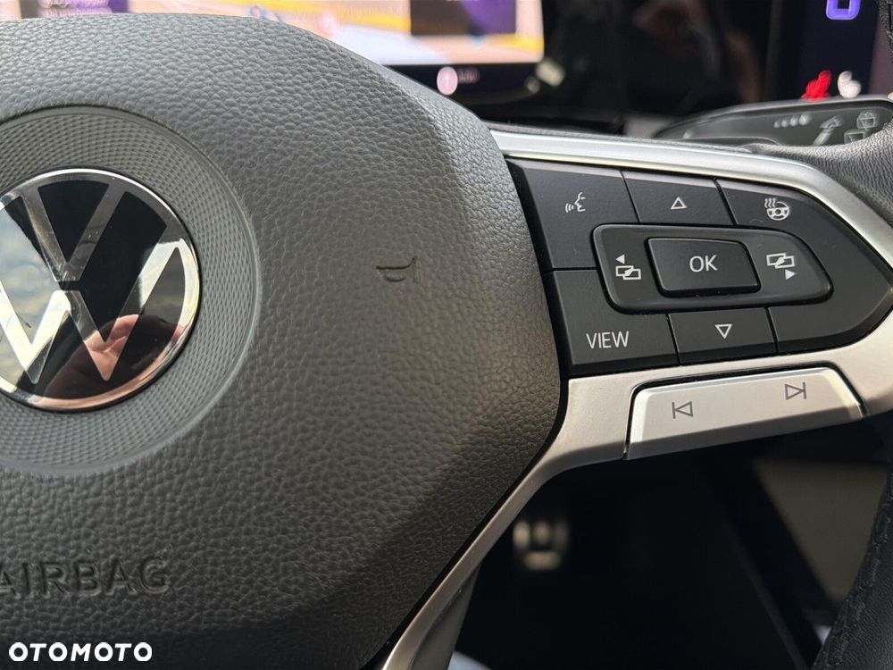 Volkswagen Golf - 17