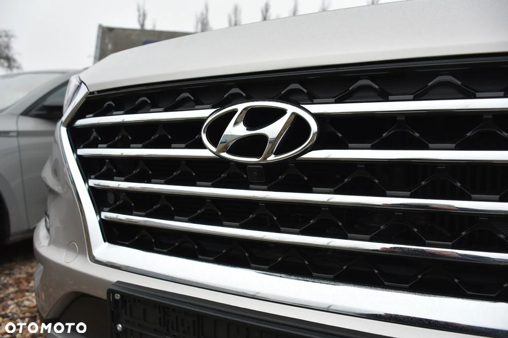 Hyundai Tucson 2.0 CRDI 4WD Automatik Premium - 38