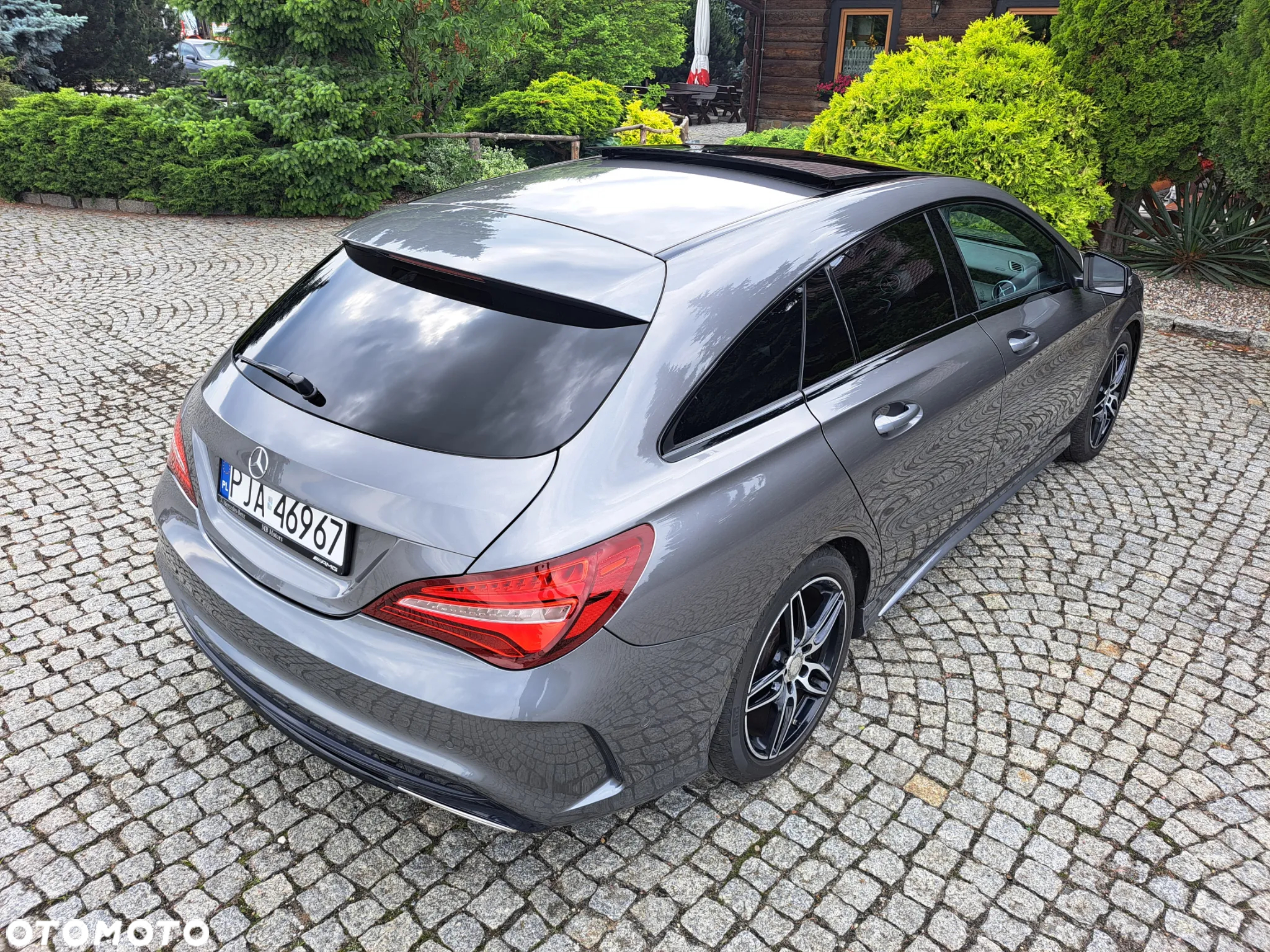 Mercedes-Benz CLA Shooting Brake 200 7G-DCT AMG Line - 21