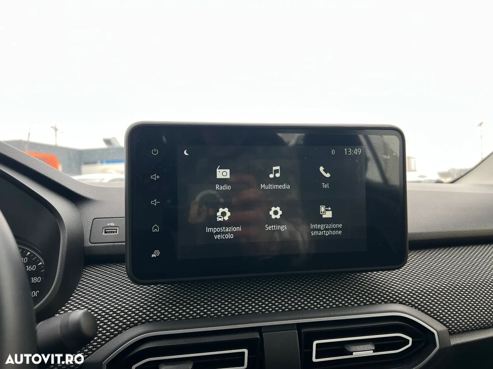 Dacia Logan TCe 90 MT6 Expression - 12