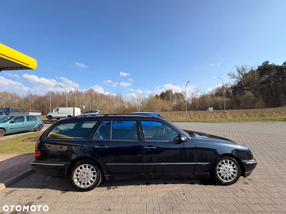 Mercedes-Benz Klasa E - 3