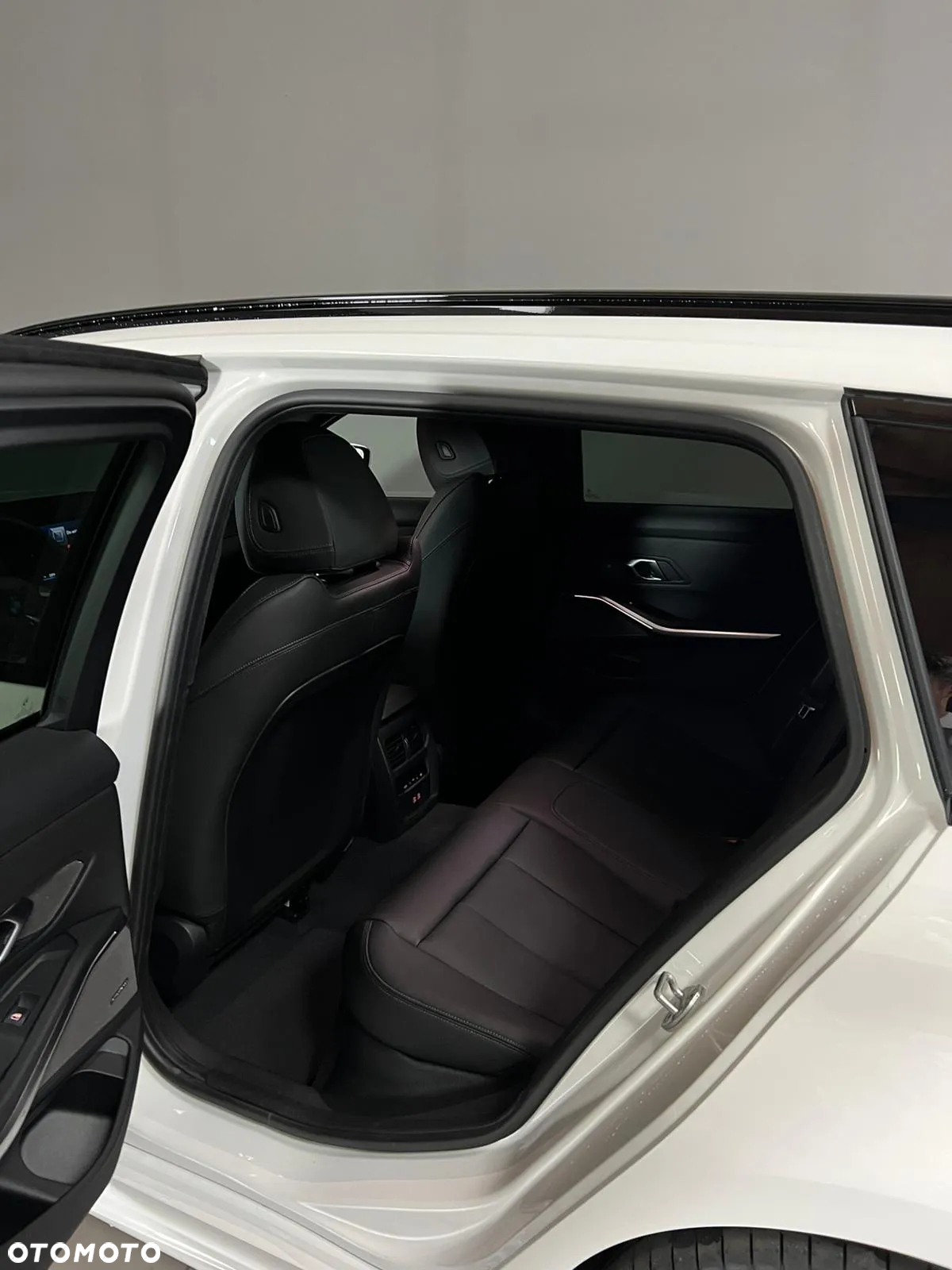 BMW Seria 3 - 25