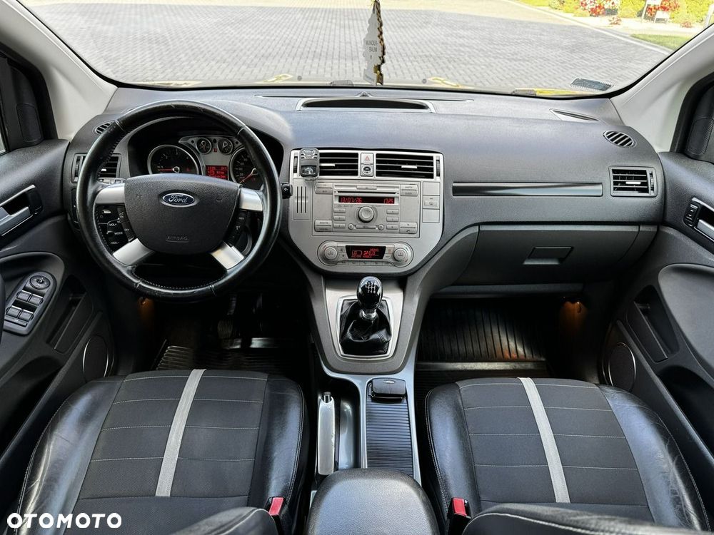Ford Kuga 2.0 TDCi 2x4 Champions Edition - 6