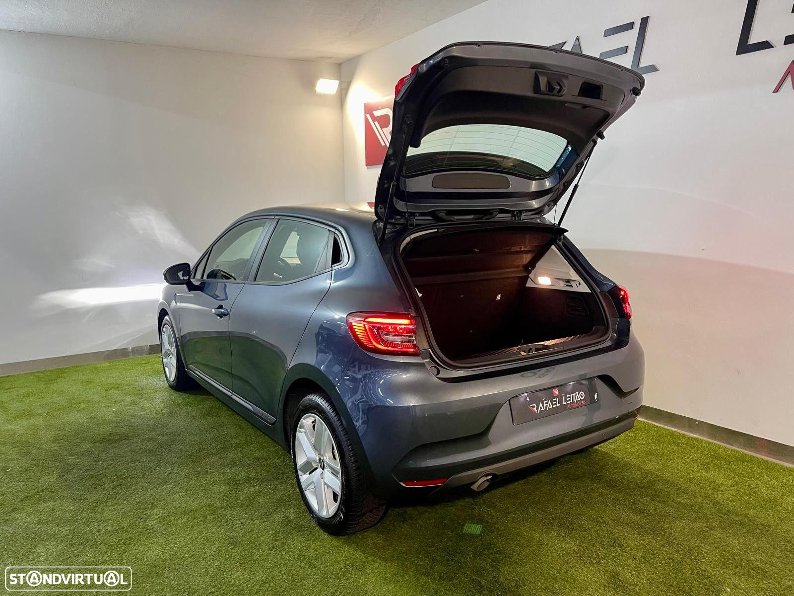 Renault Clio TCe 90 BUSINESS EDITION - 26