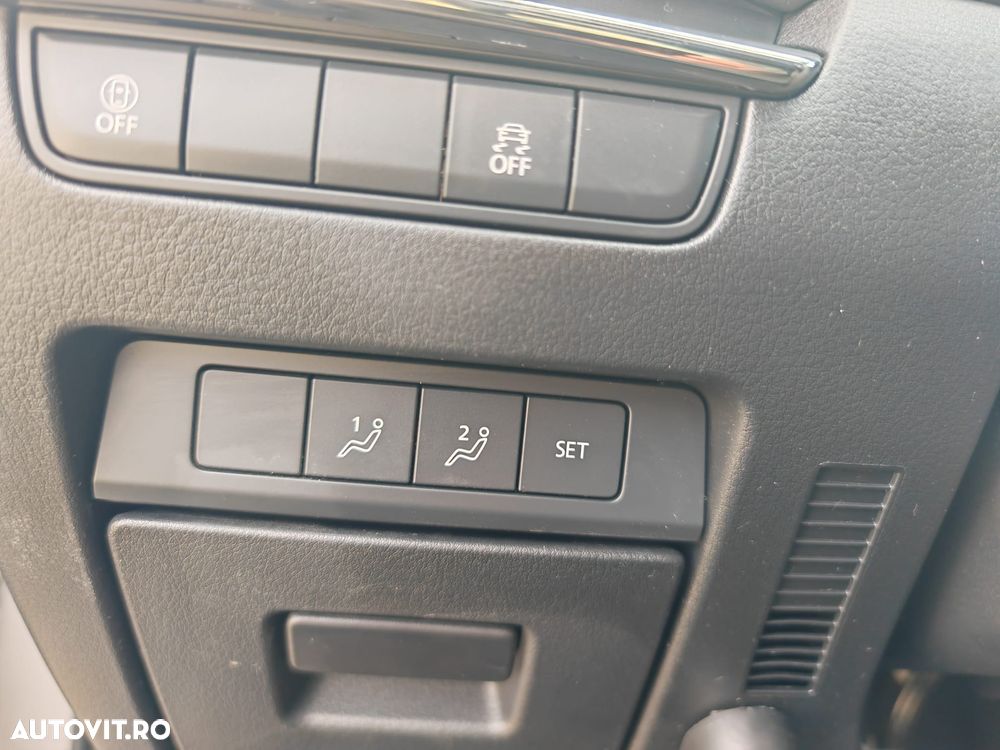 Mazda 3 e-SKYACTIV-X 186 M HYBRID EXCLUSIVE-LINE - 25