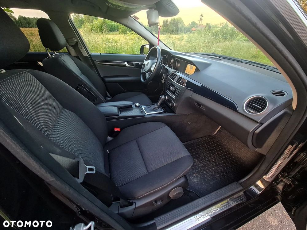 Mercedes-Benz Klasa C 180 (BlueEFFICIENCY) 7G-TRONIC - 14
