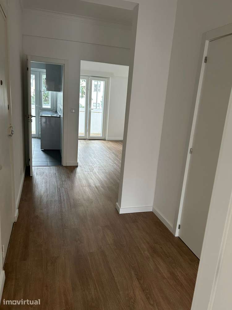 Apartamento T2 Santo Amaro Alcantara Renovado - Grande imagem: 3/12